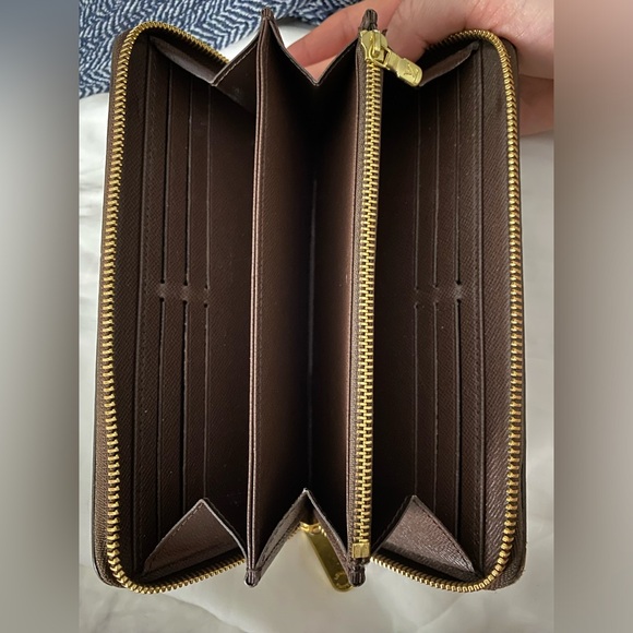 Louis Vuitton Zippy Wallet N41661 - Picture 4 of 14